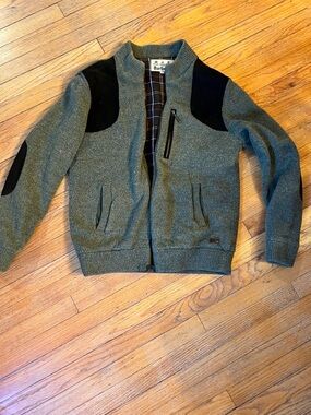 Barbour Men's Gray Zip-Up Sweater with Black Shoulder & Elbow Patches